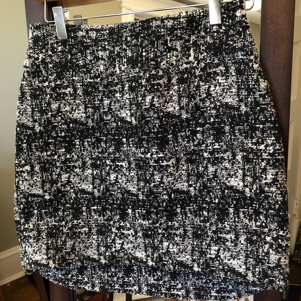 High-waisted tweed miniskirt